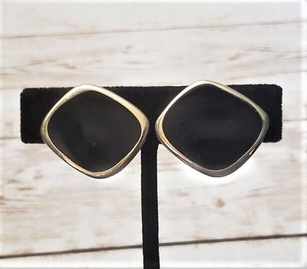 Vintage Bergere Clip On Earrings Black & Gold Tone